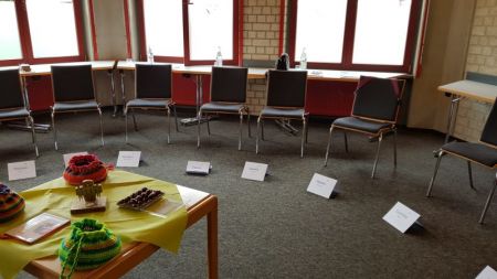 Stuhlkreis für die Teilnehmer:innen der Gruppenleitung-Schulung